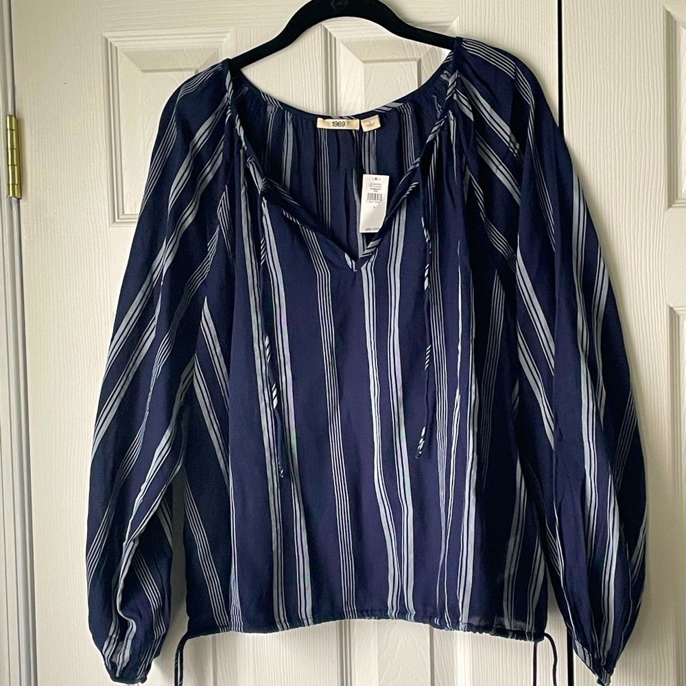 Gap Top